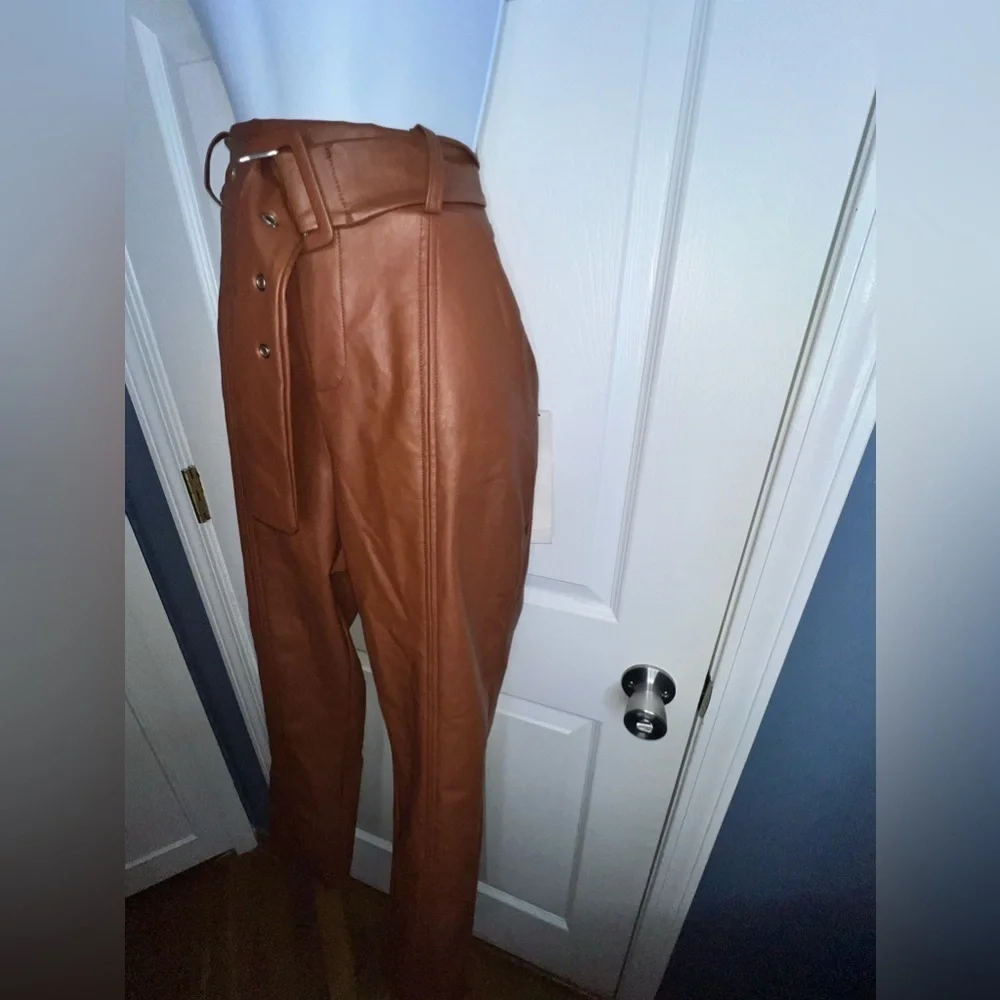 NWT BBJ Womens Large Chestnut Brown Vegan Leather Belt High Rise Trouser Pants L
